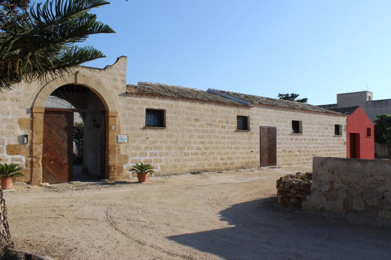 Baglio Bellavista Bed and Breakfast Torre Nubia Buitenkant foto
